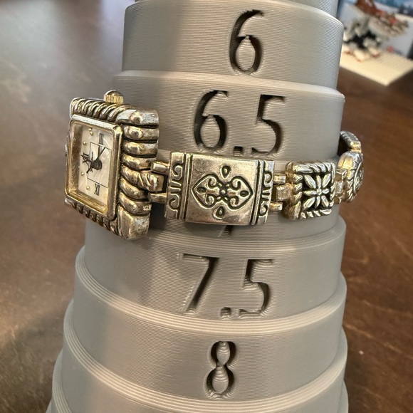 Watch Bundle Relic, Geneva, & Cote d’Azur Silver Tone Bracelet Watches - Picture 11 of 16